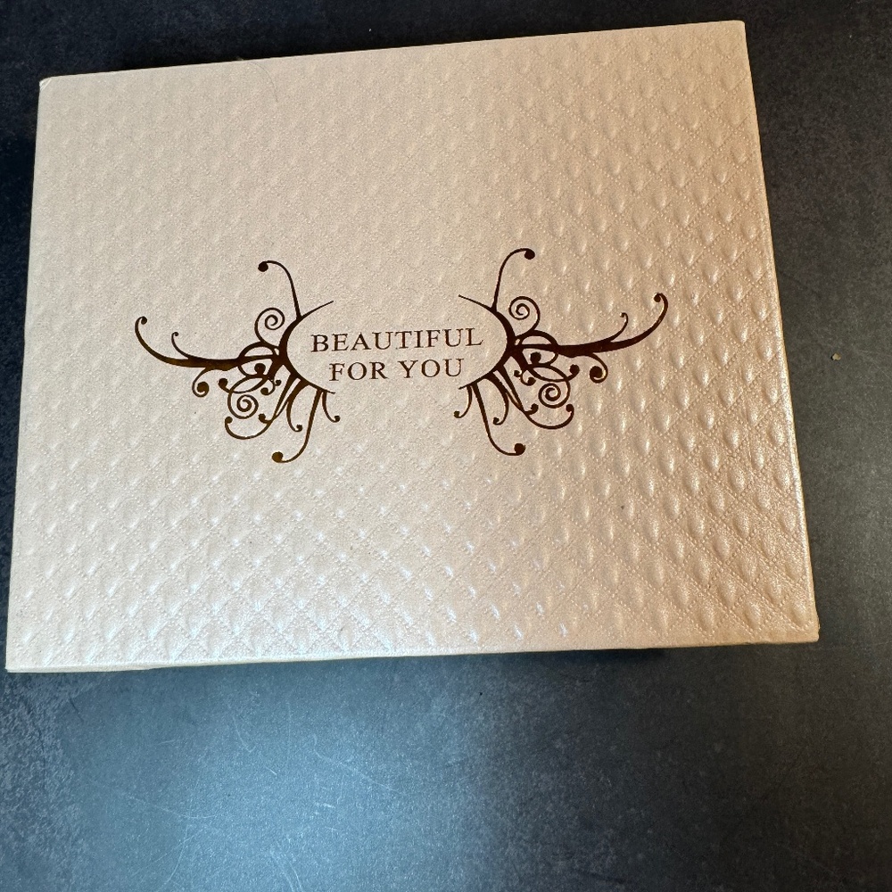 Magnetic lashes - Picture 2 of 3